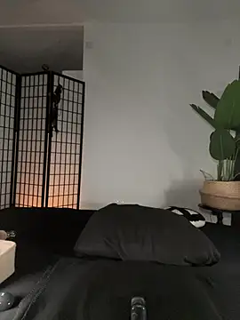 Lena_Blom live cam, Germany, Thin, Blonde, Blue - EroticFlix