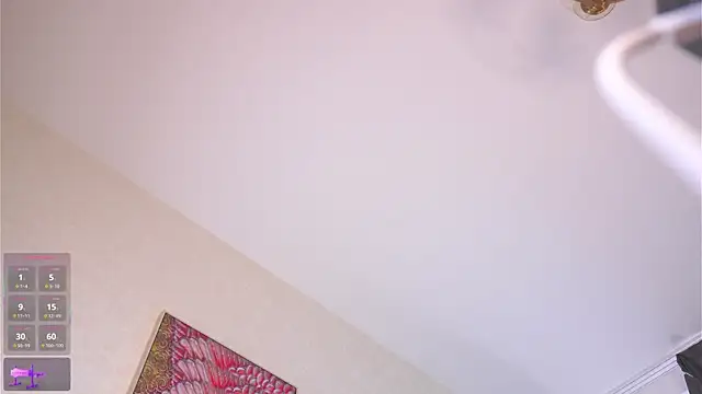 LiliBanger live cam, Athletic, Blonde, Green, Big Tits - EroticFlix