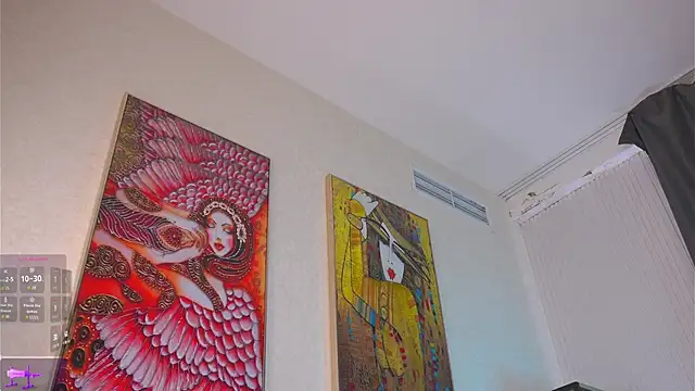 LiliBanger live cam, Athletic, Blonde, Green, Big Tits - EroticFlix