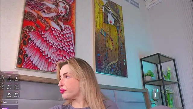 LiliBanger live cam, Athletic, Blonde, Green, Big Tits - EroticFlix