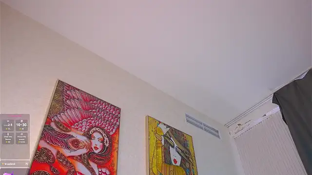LiliBanger live cam, Athletic, Blonde, Green, Big Tits - EroticFlix