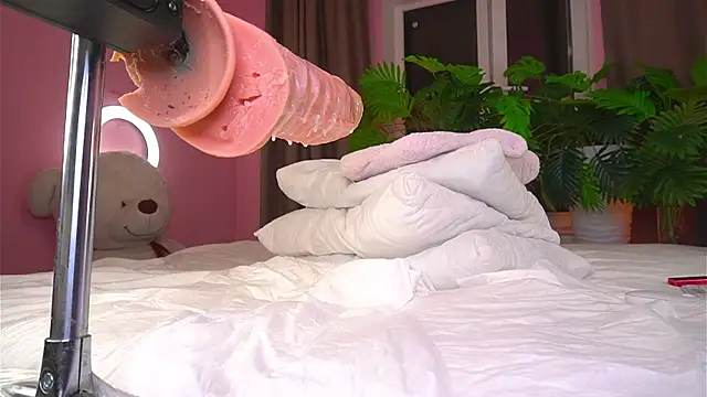 LilyBerryy live cam, Athletic, Brown, Brown, Big Ass - EroticFlix