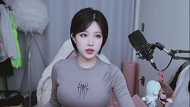 MISA_02 live cam, South Korea, Thin, Brown, Black - EroticFlix