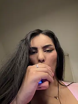 Maddy_Rouse_ live cam, Colombia, Curvy, Brown, Brown - EroticFlix