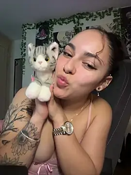 Mamachulita live cam, United States, Average, Black, Brown - EroticFlix