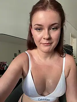 MaribelRiver live cam, Germany, Black, Green, Big Ass - EroticFlix