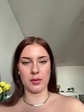 MaribelRiver live cam, Germany, Black, Green, Big Ass - EroticFlix