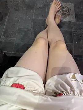 Meii-meyy live cam, Average, Brown, Black, Big Ass - EroticFlix