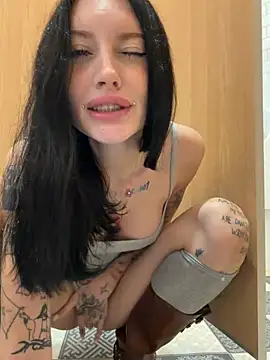 Melissa_crazy live cam, Thin, Black, Blue, Big Tits - EroticFlix