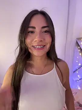 Melody_04 live cam, Colombia, Thin, Black, Hazel - EroticFlix