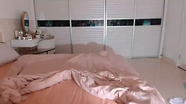 Miu1_girl live cam, Thin, Black, Black - EroticFlix