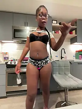 Naomiruty live cam, United States, Average, Black, Black - EroticFlix