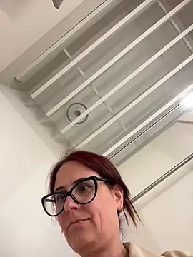 NataKitten live cam, Ukraine, Thin, Red, Brown - EroticFlix
