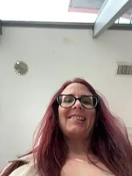 NataKitten live cam, Ukraine, Thin, Red, Brown - EroticFlix