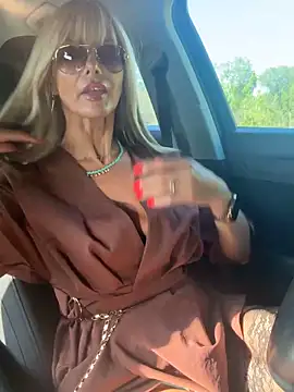 NaughtyNinky live cam, Average, Blonde, Blue, Big Tits - EroticFlix