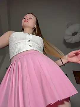 NickiLike snapshot