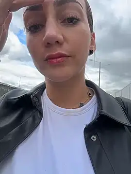 Nina_velvet01 snapshot