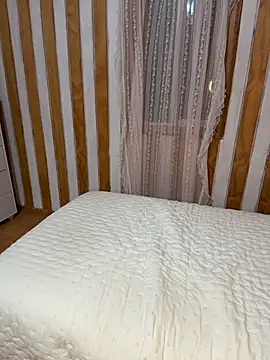 Polip0p live cam model from Chile