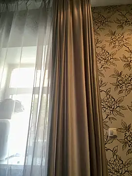 PumaShyXD live cam, Curvy, Blonde, Brown, Big Ass - EroticFlix
