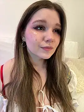 PumaShyXD live cam, Curvy, Blonde, Brown, Big Ass - EroticFlix