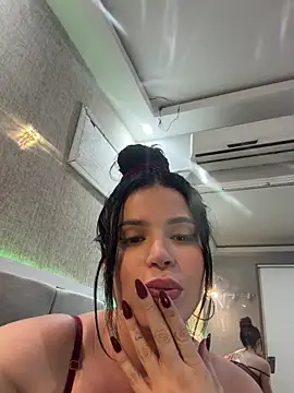 Rafaellaz live cam, Brazil, Thin, Black, Brown - EroticFlix