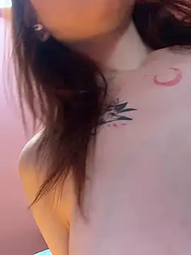 Rinamay_ live cam, Average, Red, Black, Big Ass - EroticFlix