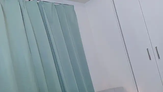 Risa_06 live cam, Japan, Average, Black, Brown - EroticFlix