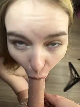 RollingGirls live cam, Russia, Thin, Black, Blue - EroticFlix