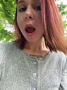RosieSecret live cam, Athletic, Red, Grey, Shaven - EroticFlix
