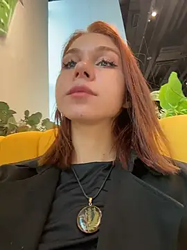 RosieSecret live cam, Athletic, Red, Grey, Shaven - EroticFlix