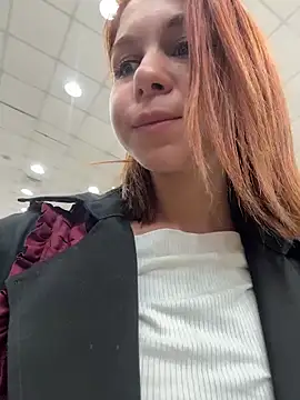 RosieSecret live cam, Athletic, Red, Grey, Shaven - EroticFlix