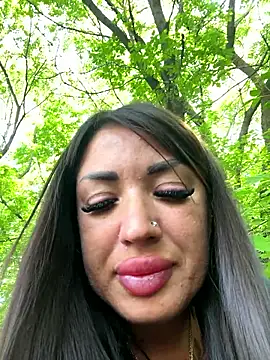 RuslanaXX live cam, Thin, Black, Blue, Shaven - EroticFlix