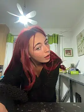 Saelyxiaaaxo live cam, United Kingdom, Thin, Red, Blue - EroticFlix