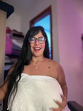 Saorii_kiido live cam, Colombia, Curvy, Brown, Black - EroticFlix