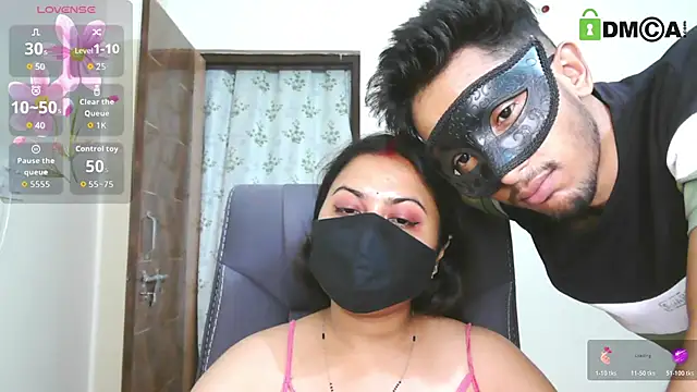 SassyWildCouple live cam, India, Average, Brown, Black - EroticFlix