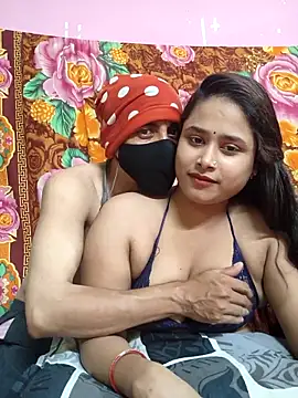 Seducing_couple live cam, Average - EroticFlix