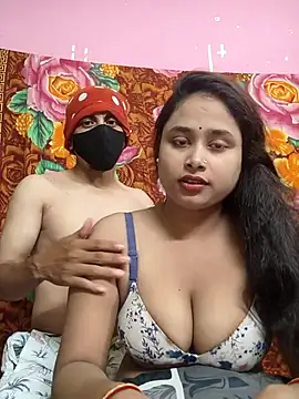 Seducing_couple live cam, Average - EroticFlix