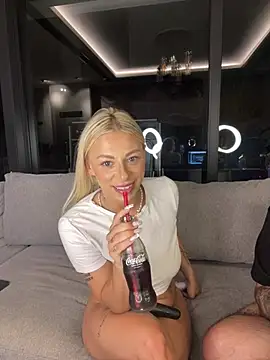 SexOnMyLvL live cam, Germany, Average, Brown, Big Ass - EroticFlix