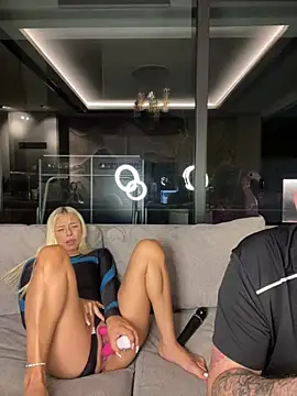 SexOnMyLvL live cam, Germany, Average, Brown, Big Ass - EroticFlix