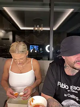 SexOnMyLvL live cam, Germany, Average, Brown, Big Ass - EroticFlix