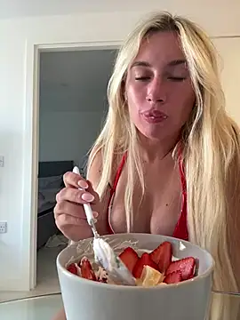 SexySaraxxoo gallery cover