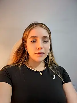 ShelbyHagen live cam, Colombia, Athletic, Blonde, Brown - EroticFlix