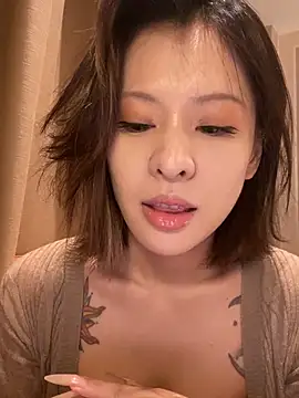 Sunflower-77 live cam, Thin - EroticFlix