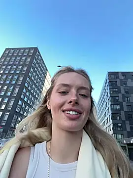 SunnyShiney live cam, Athletic, Blonde, Blue, Big Ass - EroticFlix