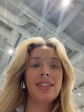 SunnyShiney live cam, Athletic, Blonde, Blue, Big Ass - EroticFlix