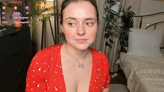 ThelmaJusto live cam, Average, Black, Green, Big Ass - EroticFlix
