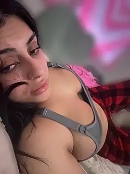 ThickerThanYoBitch live cam, Curvy, Brown - EroticFlix