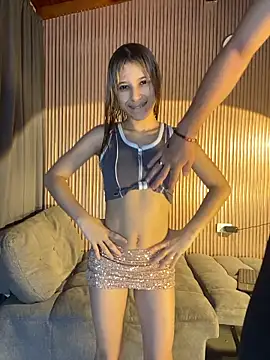 VelvetPassion live cam, Thin, Blonde, Brown, Shaven - EroticFlix