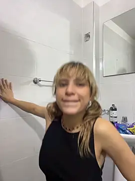 VelvetPassion live cam, Thin, Blonde, Brown, Shaven - EroticFlix