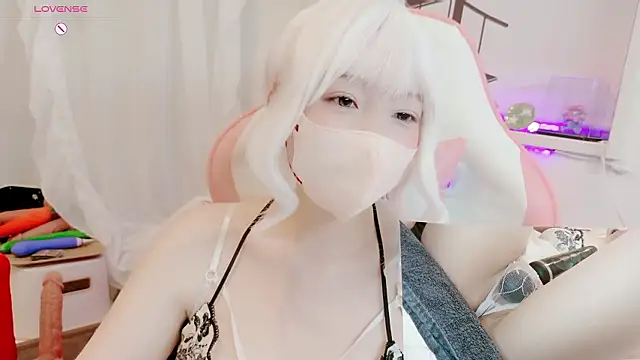 YUA_HENTAI_JP live cam, Japan, Large, Brown, Black - EroticFlix